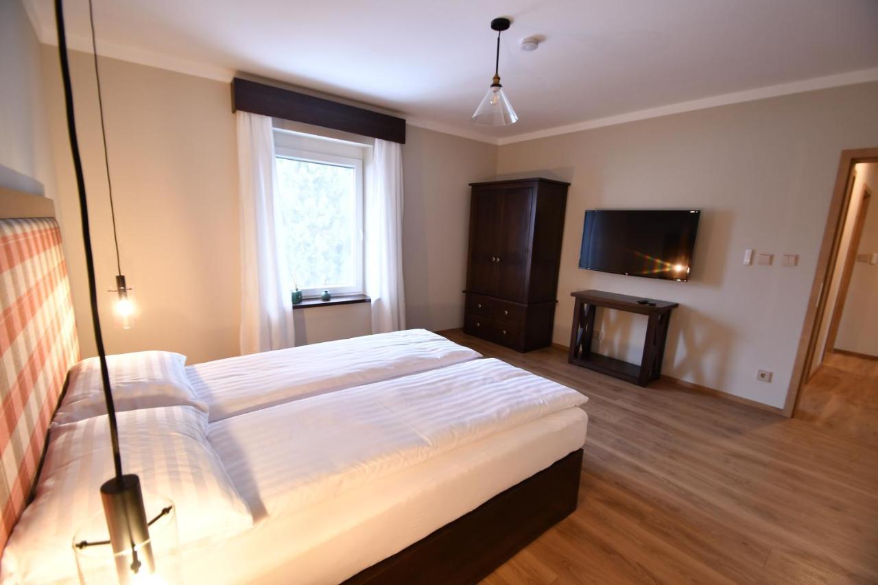 Tweed House Villa Budapest Bagian luar foto