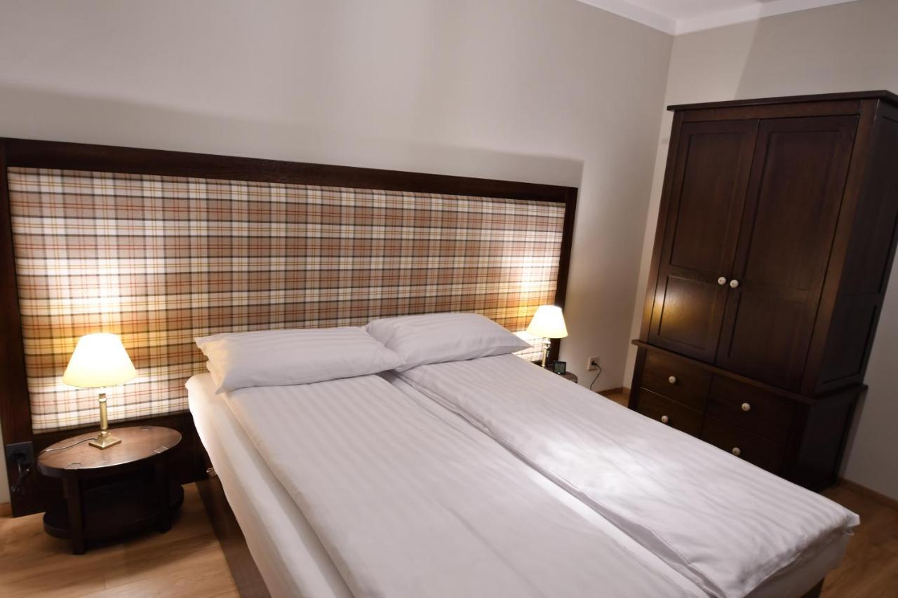 Tweed House Villa Budapest Bagian luar foto