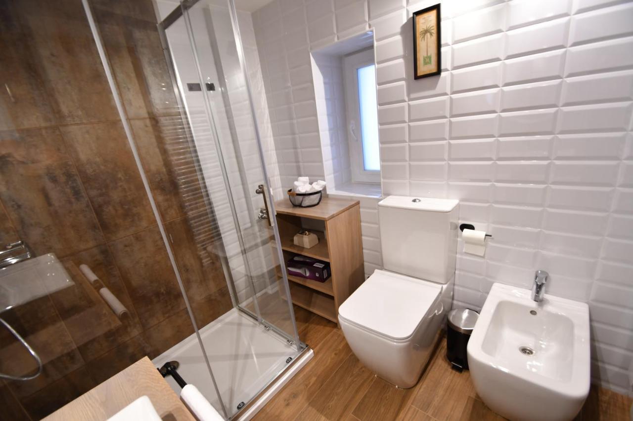 Tweed House Villa Budapest Bagian luar foto
